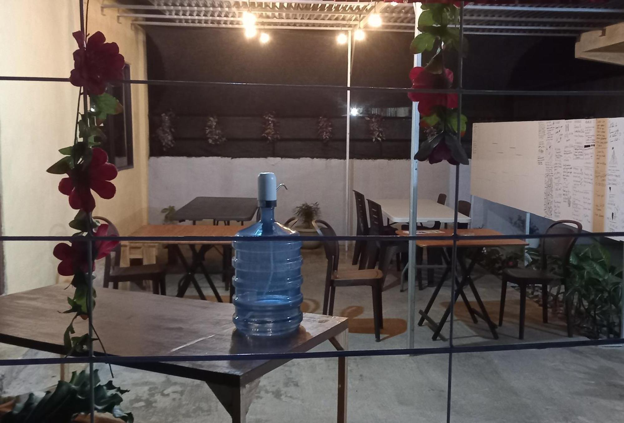 Tange Guest House Рутенг Екстер'єр фото